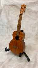 画像をギャラリービューアに読み込む, KAMAKA　コンサートウクレレ　HF-2 Kukui
