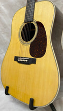 画像をギャラリービューアに読み込む, Martin アコースティックギター Standard Series D-28 Natural（S/N：2233686）
