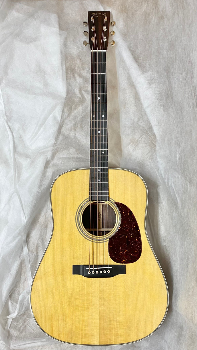 Martin アコースティックギター Standard Series D-28 Natural（S/N：2233686）
