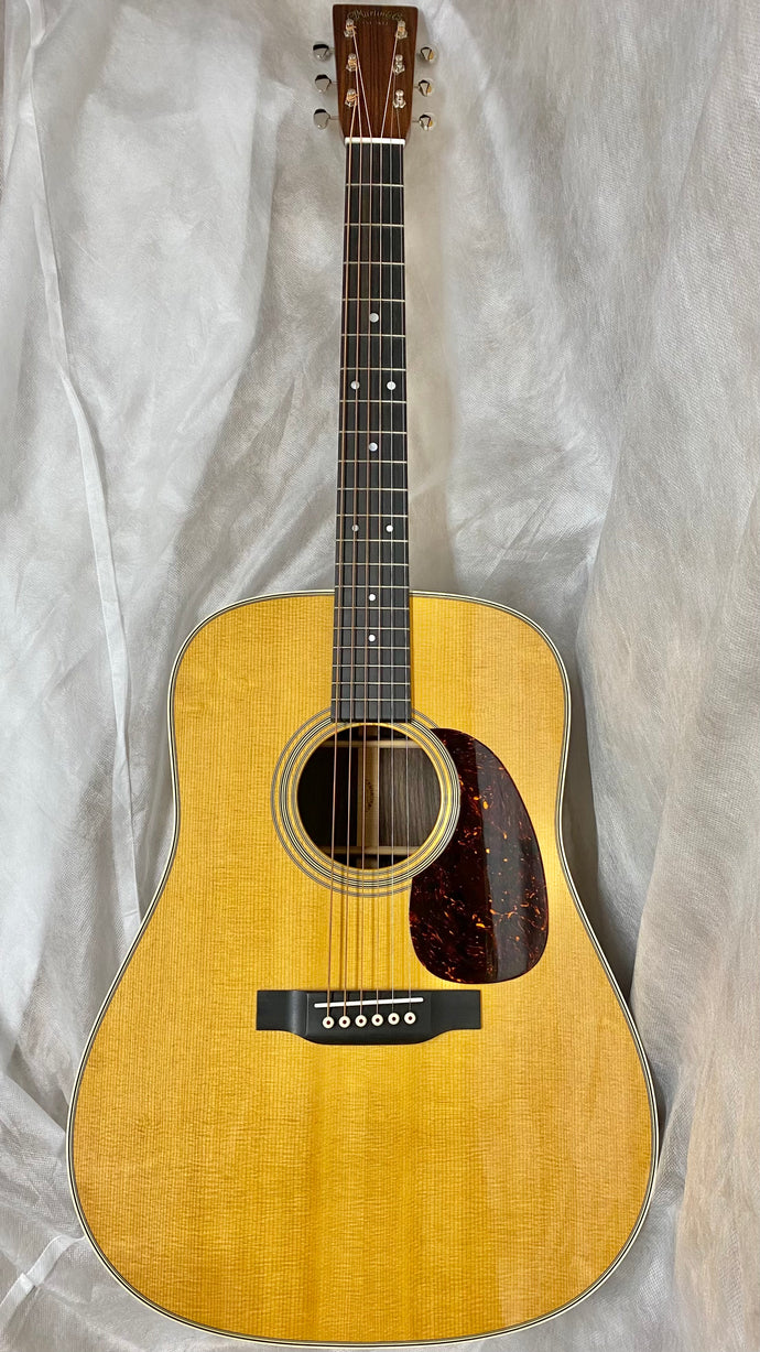 Martin アコースティックギター Standard Series D-28 Natural（S/N：2471610）
